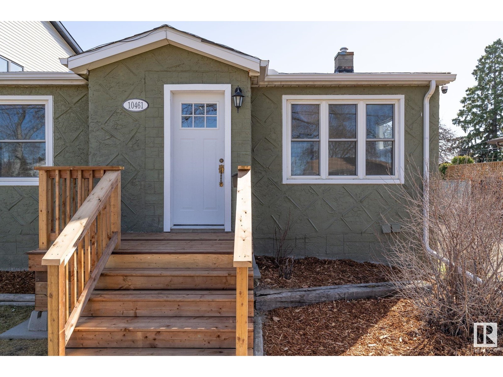 Property at 10461 159 ST NW image 1