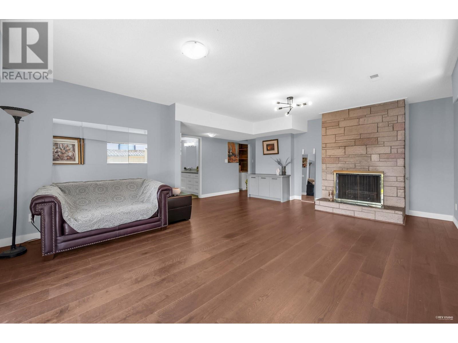 6932 Kitchener Street, Burnaby, British Columbia  V5B 2J9 - Photo 16 - R2994186