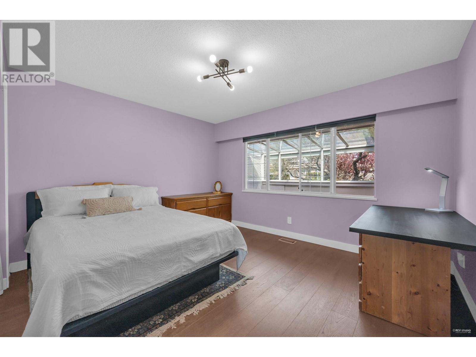 6932 Kitchener Street, Burnaby, British Columbia  V5B 2J9 - Photo 14 - R2994186