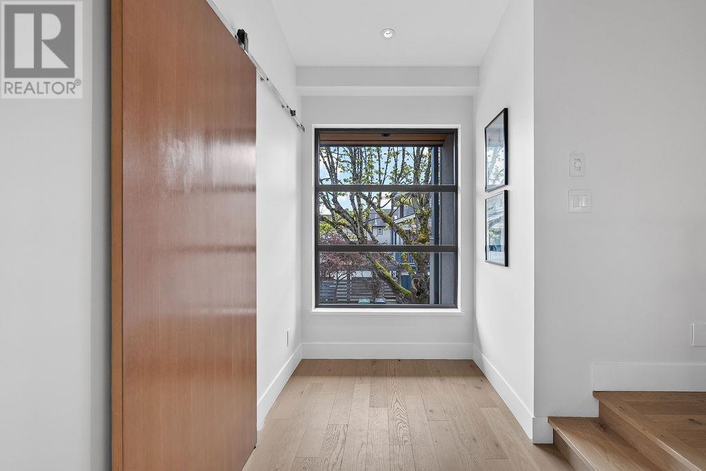 Listing Picture 18 of 40 : 11711 YOSHIDA COURT, Richmond / 烈治文 - 魯藝地產 Yvonne Lu Group - MLS Medallion Club Member