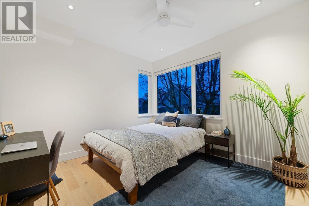 Listing Picture 20 of 40 : 11711 YOSHIDA COURT, Richmond / 烈治文 - 魯藝地產 Yvonne Lu Group - MLS Medallion Club Member