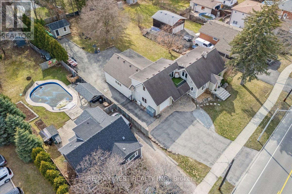 1032 King Road, Burlington, Ontario  L7T 3L4 - Photo 27 - W12078017