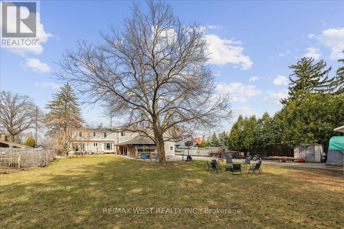 1032 King Road, Burlington, Ontario  L7T 3L4 - Photo 24 - W12078017