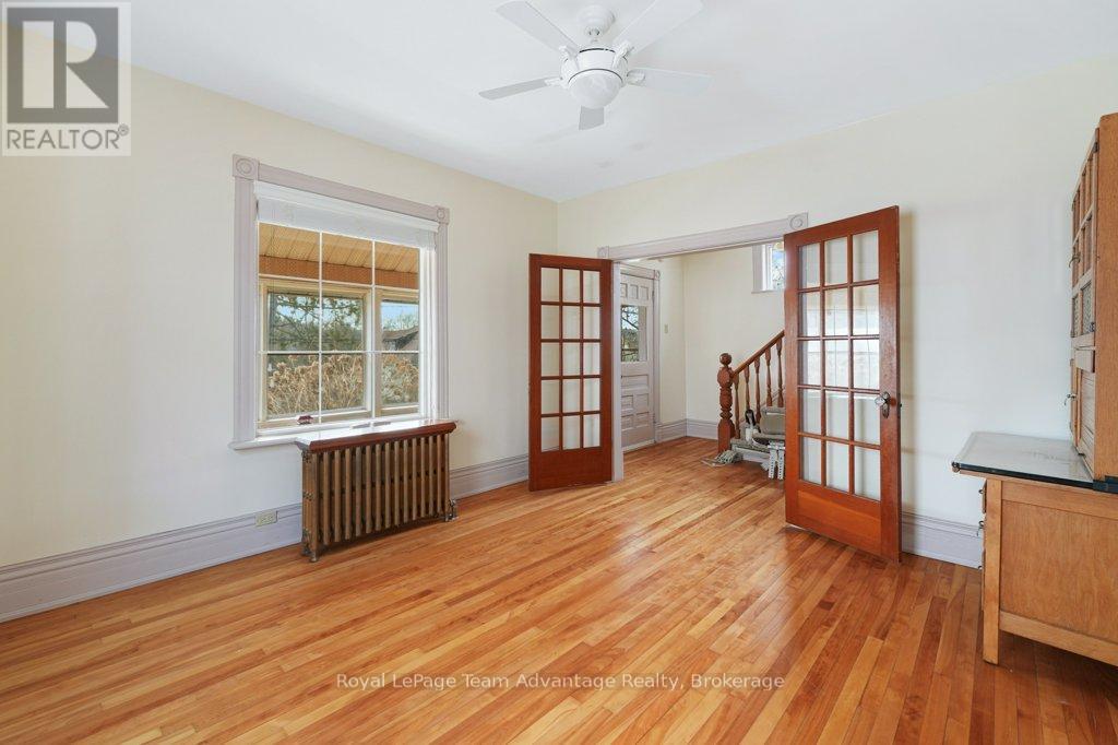 66 William Street, Parry Sound, Ontario  P2A 1V1 - Photo 13 - X12104961