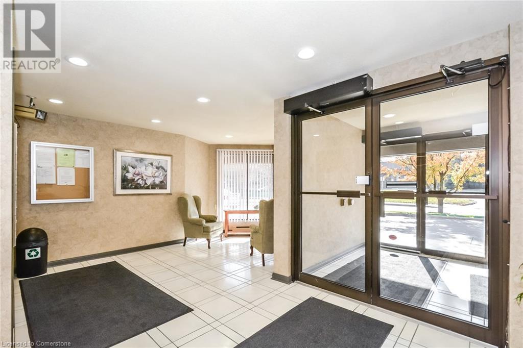 10 Ellen Street E Unit# 808, Kitchener, Ontario  N2H 6R8 - Photo 3 - 40720568