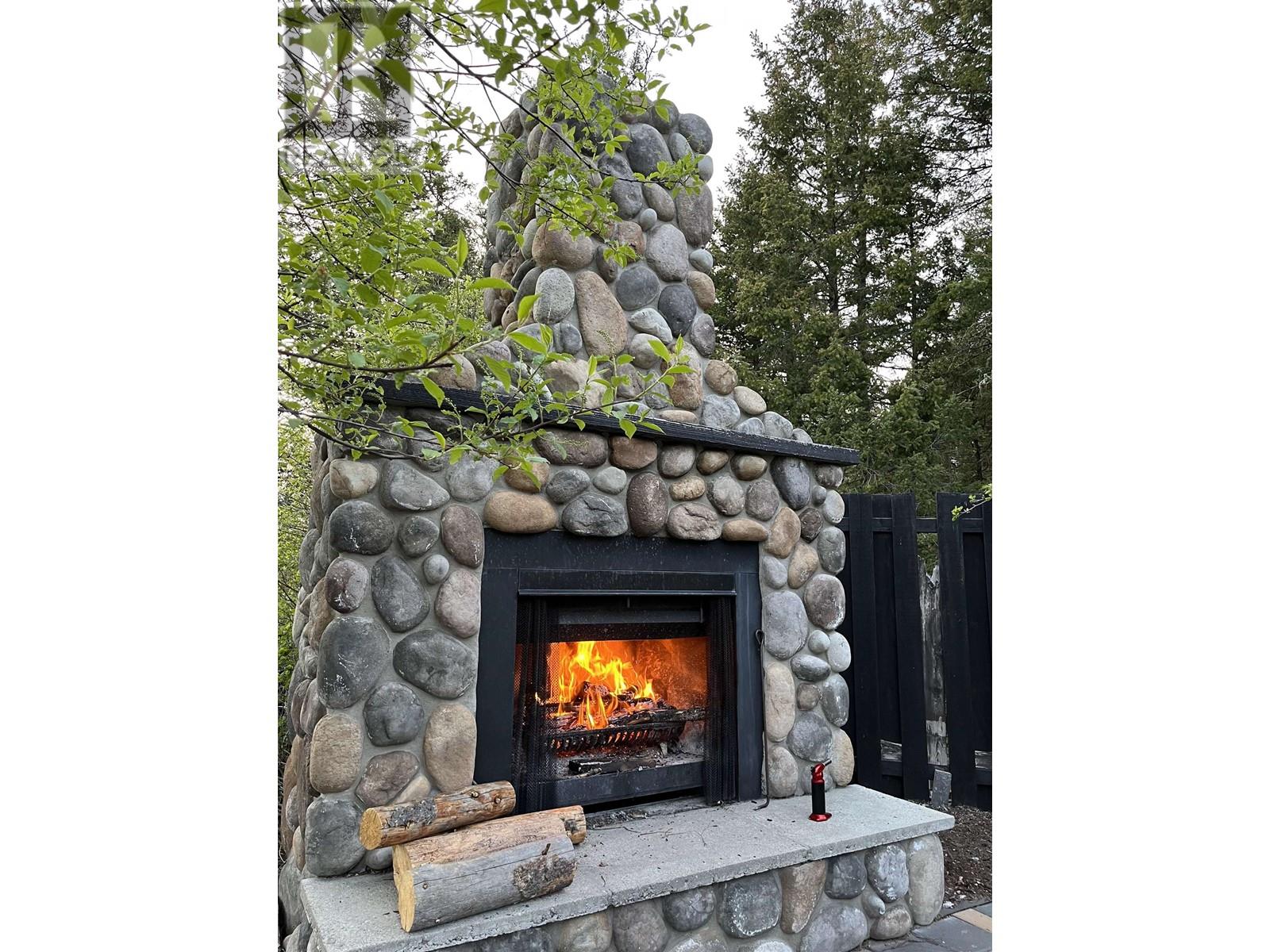 4872 Gloinnzun Crescent, 108 Mile Ranch, British Columbia  V0K 2Z0 - Photo 6 - R2953485
