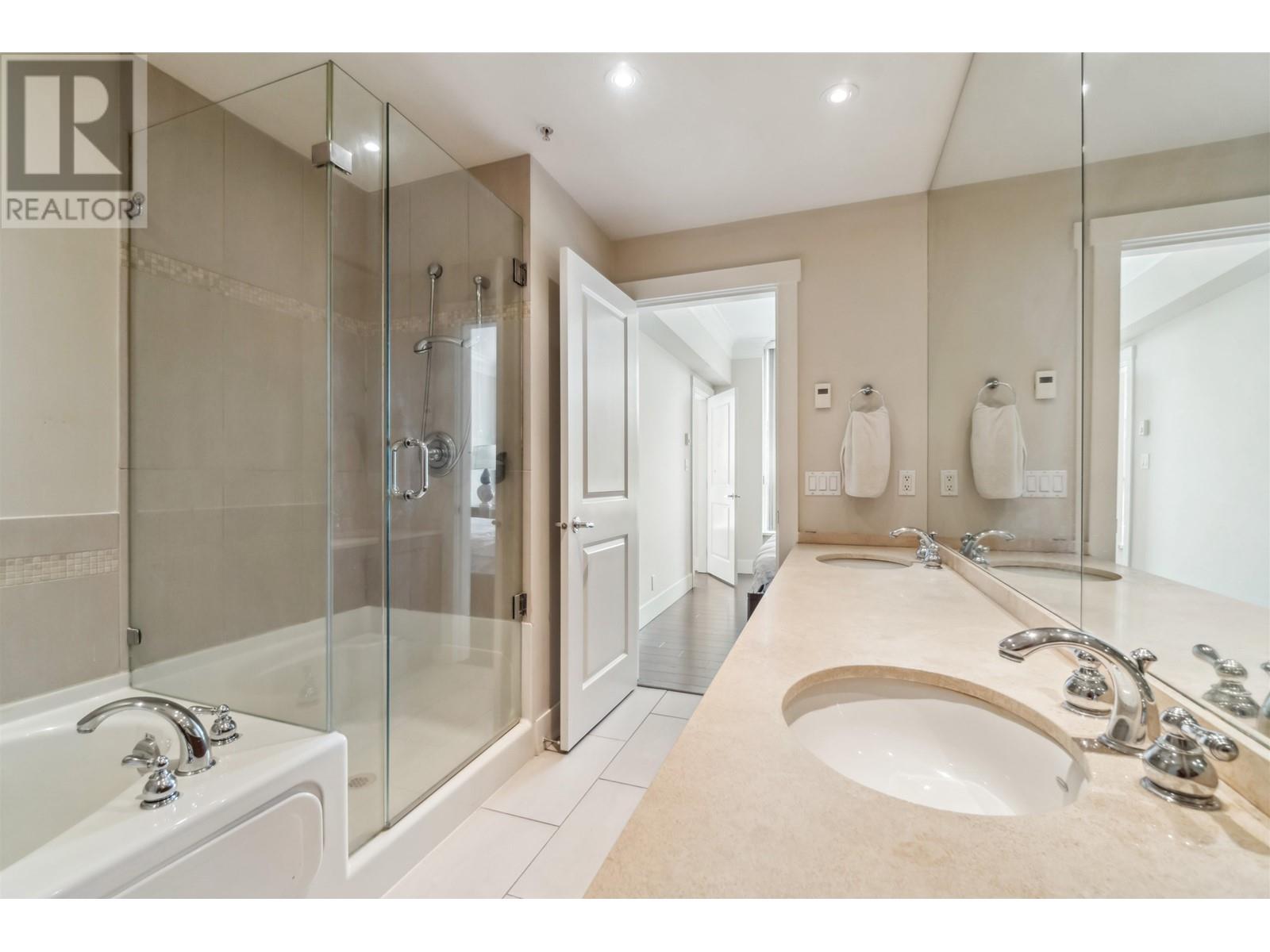 401 4759 Valley Drive, Vancouver, British Columbia  V6J 4B7 - Photo 24 - R2992383