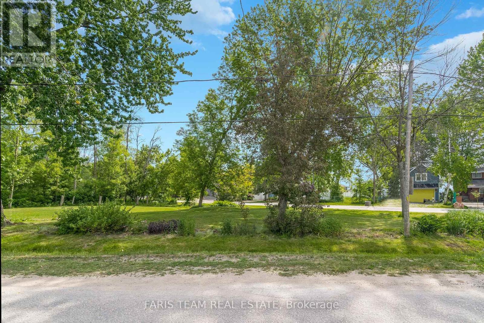 2360 Crystal Beach Road, Innisfil, Ontario  L9S 3X1 - Photo 13 - N12105001