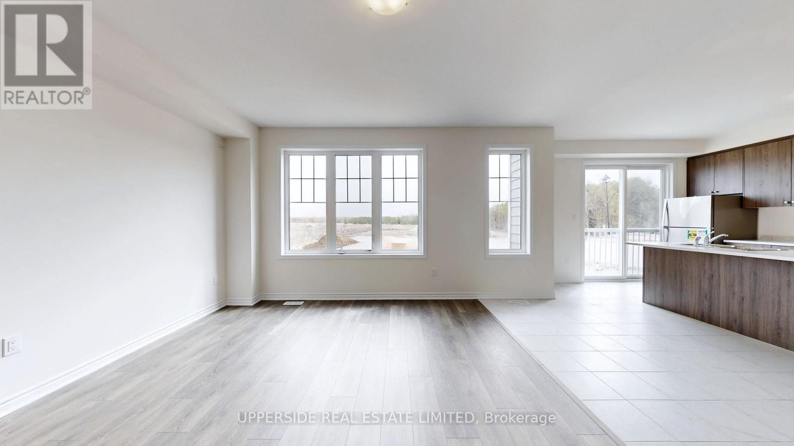 26 Shapira Avenue, Wasaga Beach, Ontario  L9Z 0K2 - Photo 10 - S12104916
