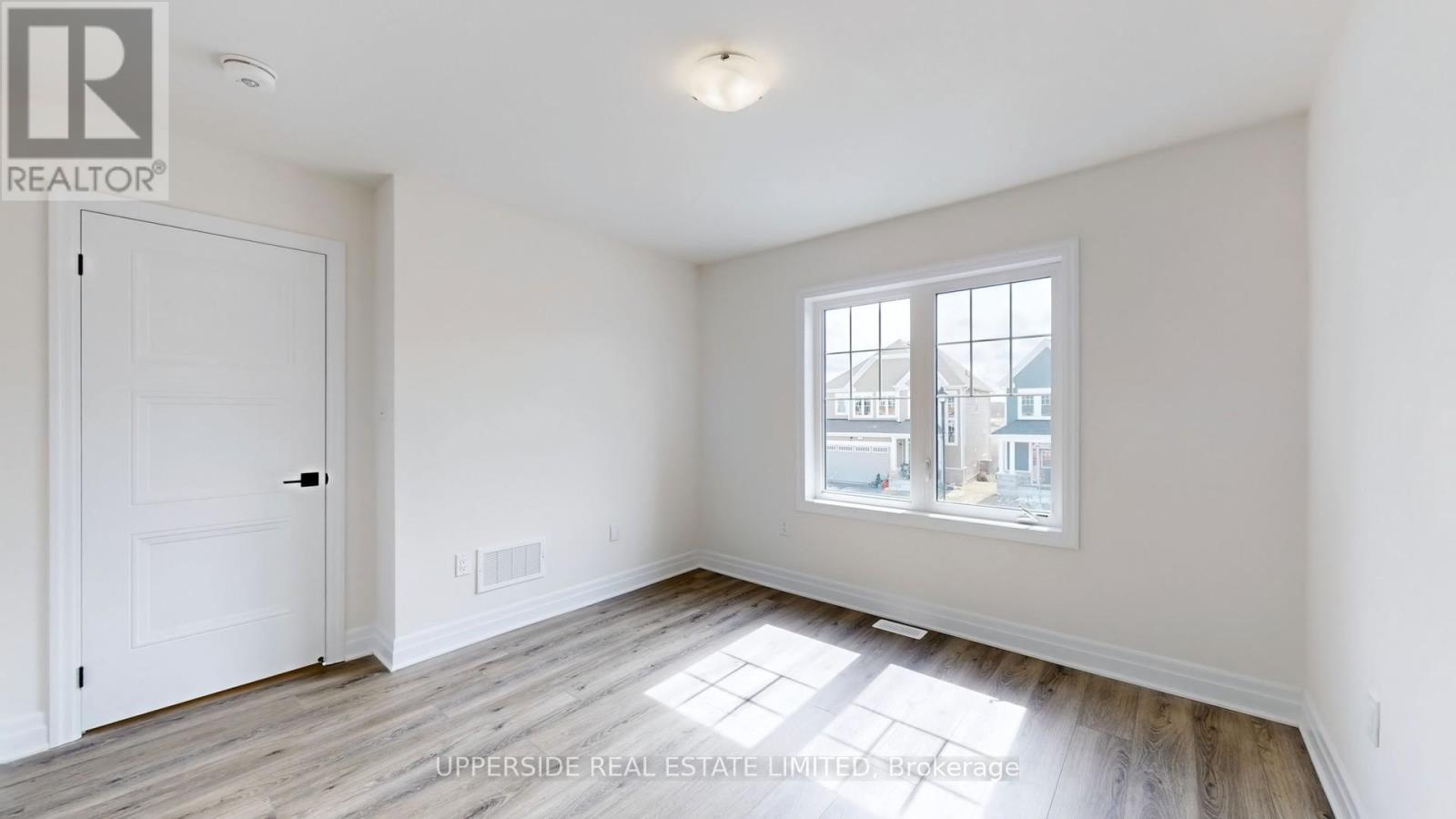 15 Shapira Avenue, Wasaga Beach, Ontario  L9Z 0K2 - Photo 27 - S12104919