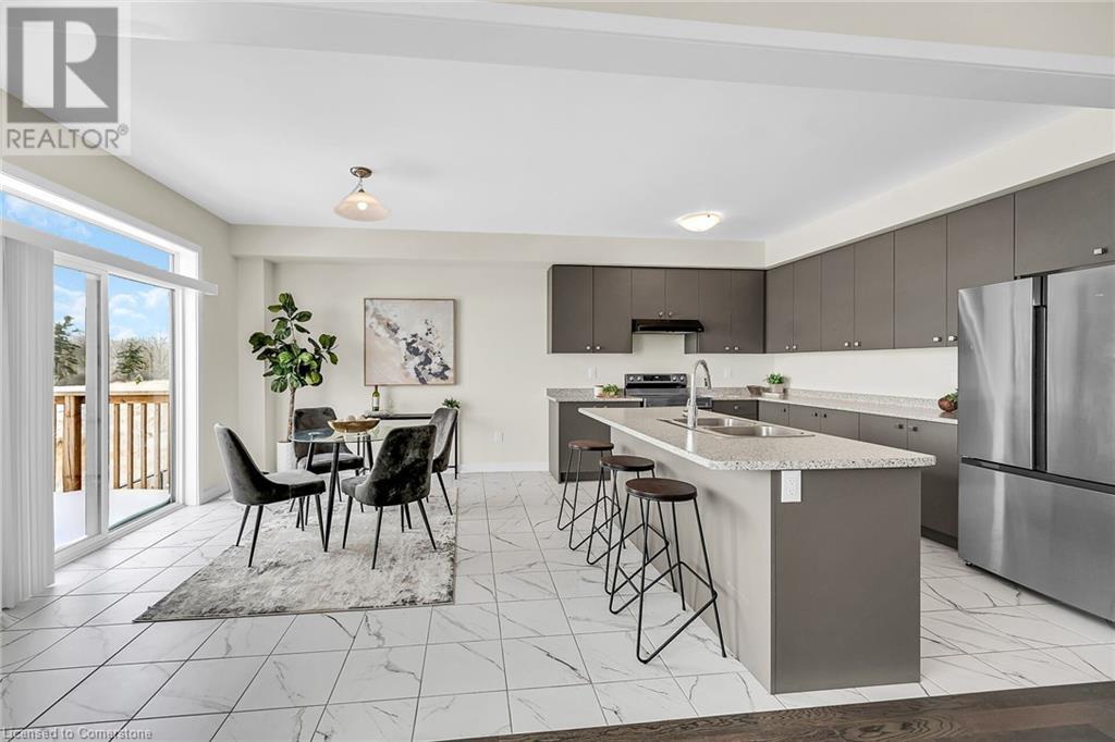 Property at 74 HAWICK Crescent image 5