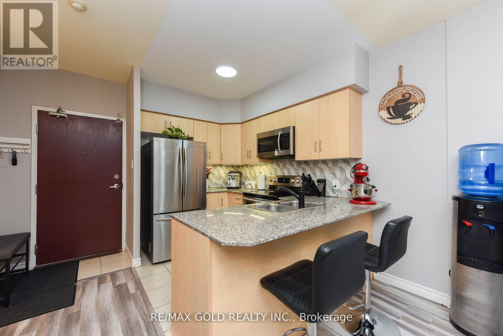 Property at 112 - 7405 GOREWAY DRIVE image 5