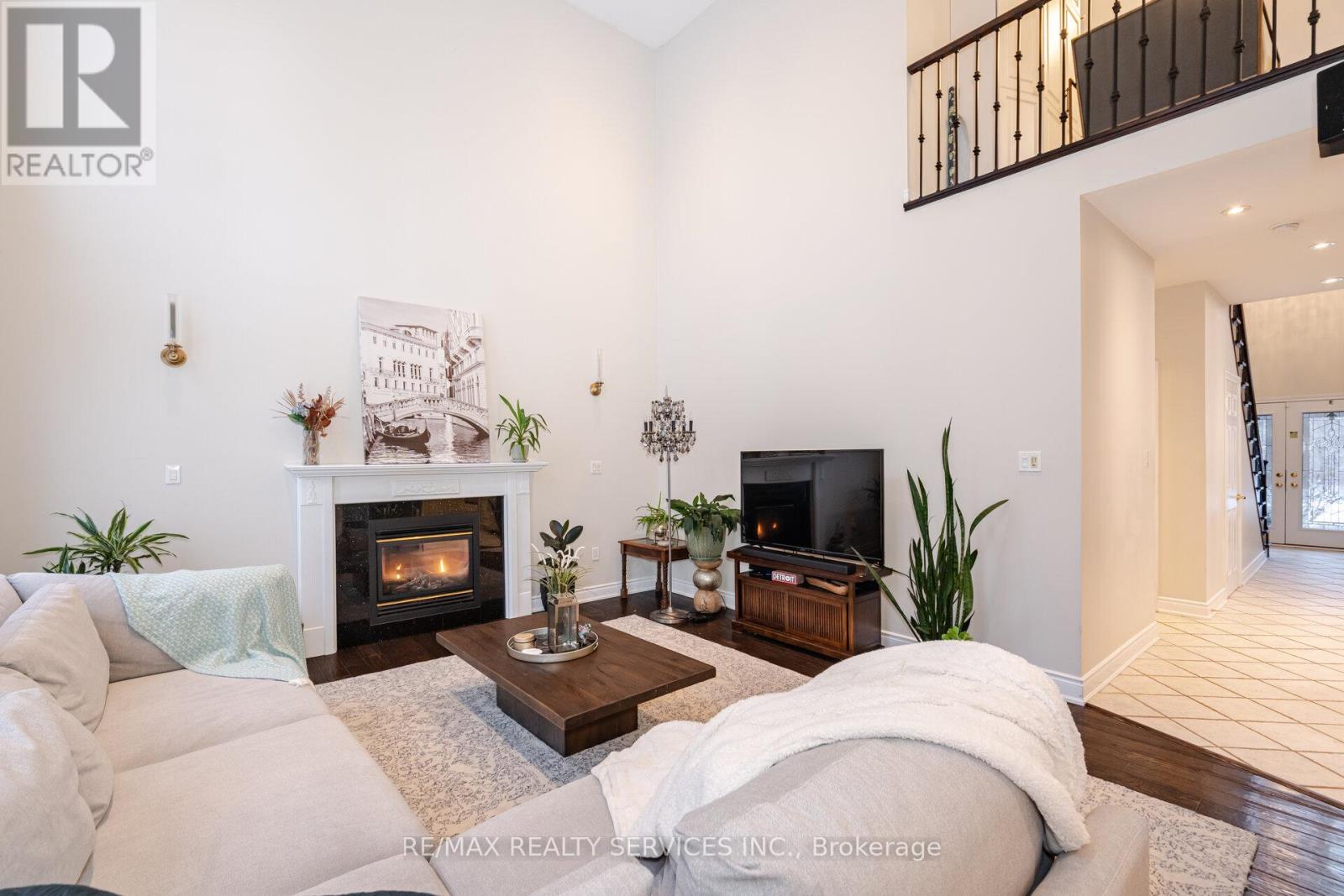 2 Putney Road, Caledon, Ontario  L7C 1R4 - Photo 16 - W12105013
