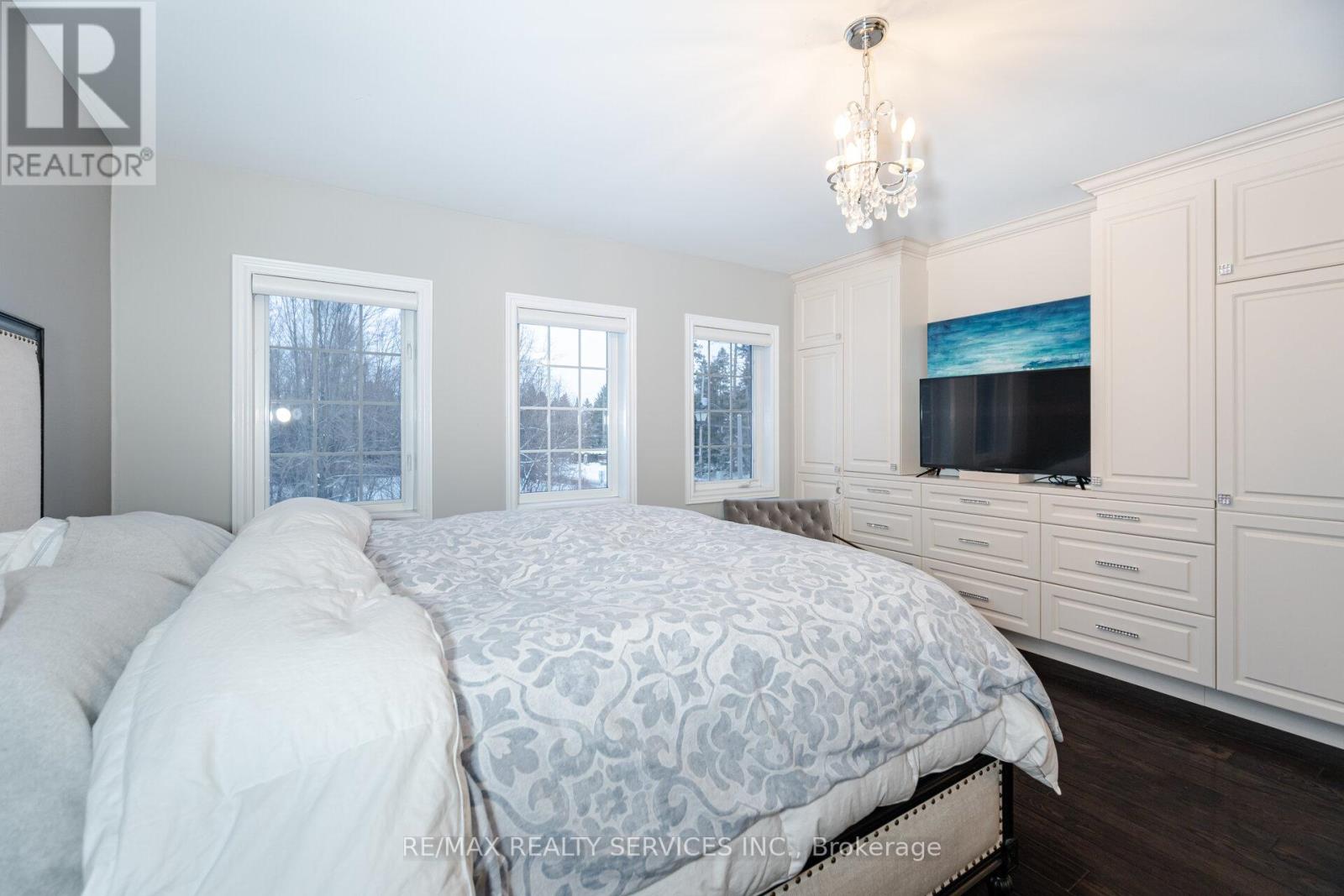 2 Putney Road, Caledon, Ontario  L7C 1R4 - Photo 25 - W12105013