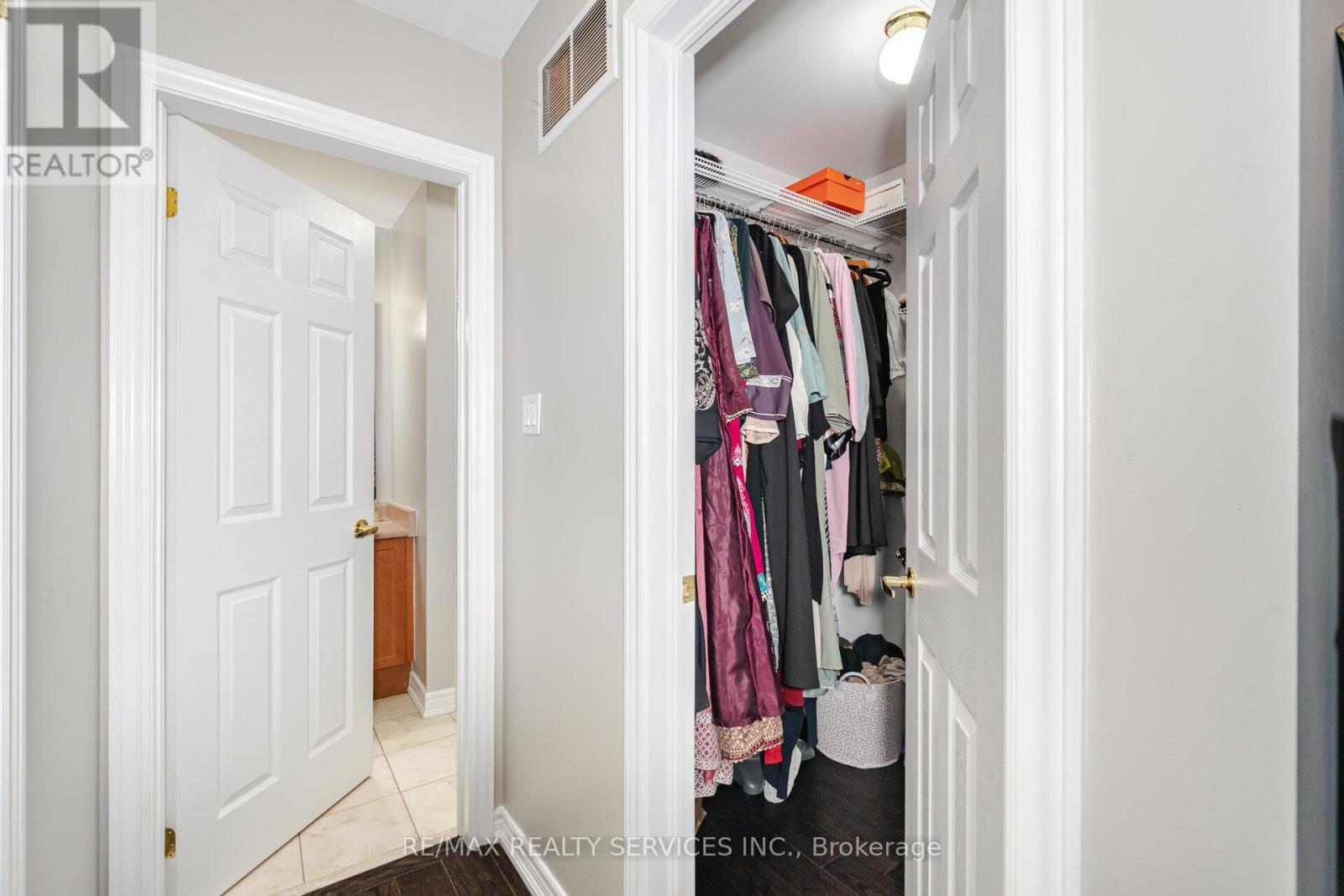 2 Putney Road, Caledon, Ontario  L7C 1R4 - Photo 28 - W12105013