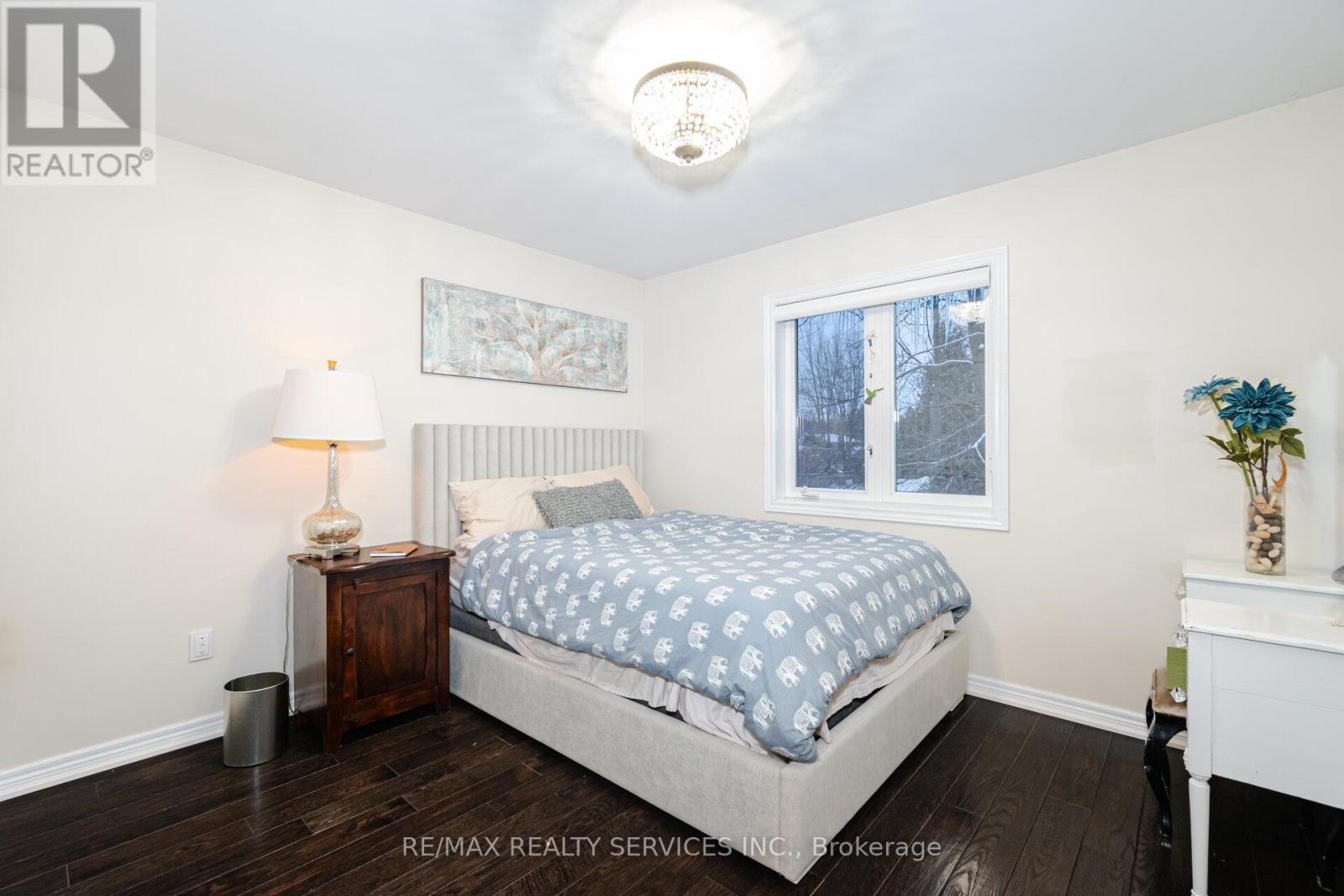 2 Putney Road, Caledon, Ontario  L7C 1R4 - Photo 32 - W12105013