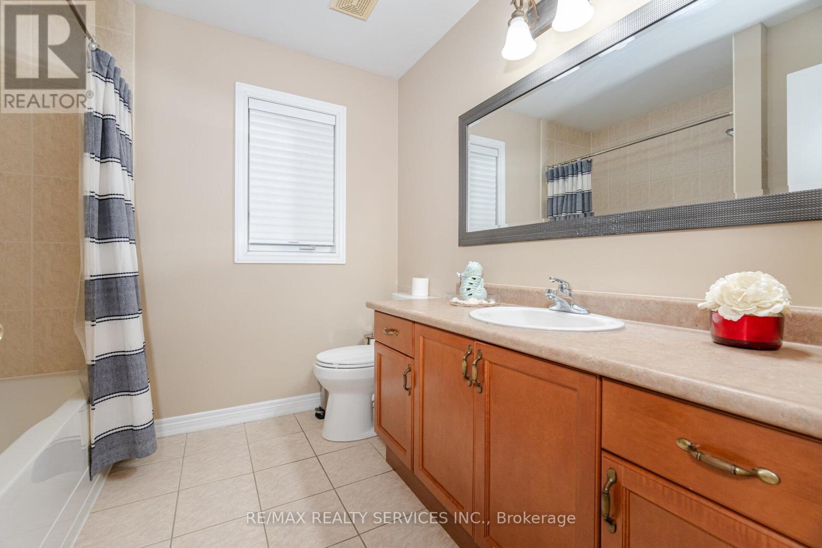 2 Putney Road, Caledon, Ontario  L7C 1R4 - Photo 34 - W12105013