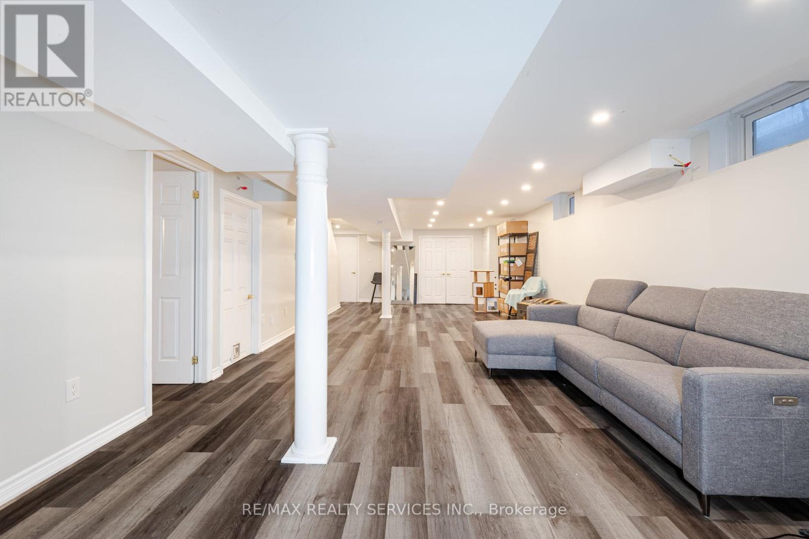 2 Putney Road, Caledon, Ontario  L7C 1R4 - Photo 39 - W12105013