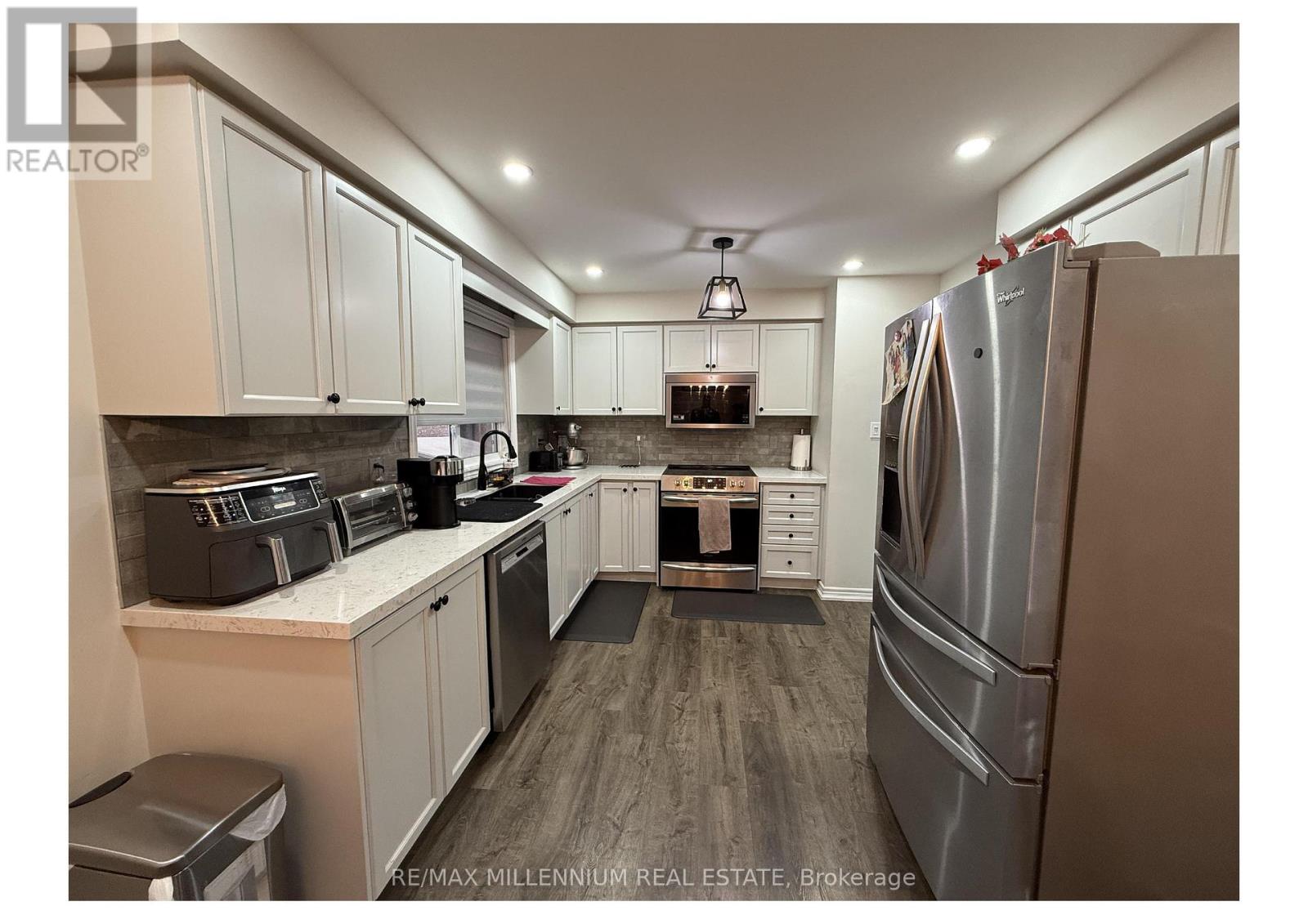 77 Emily Carr Crescent, Caledon, Ontario  L7E 2K9 - Photo 12 - W12105042