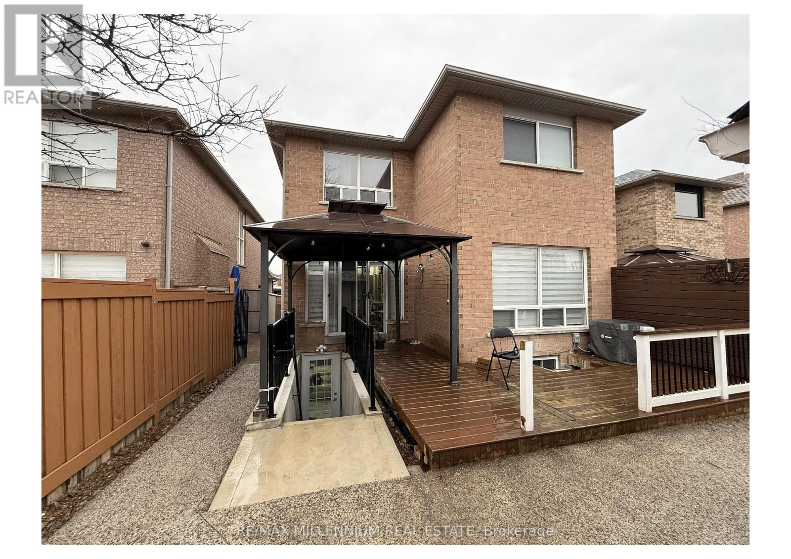 77 Emily Carr Crescent, Caledon, Ontario  L7E 2K9 - Photo 34 - W12105042