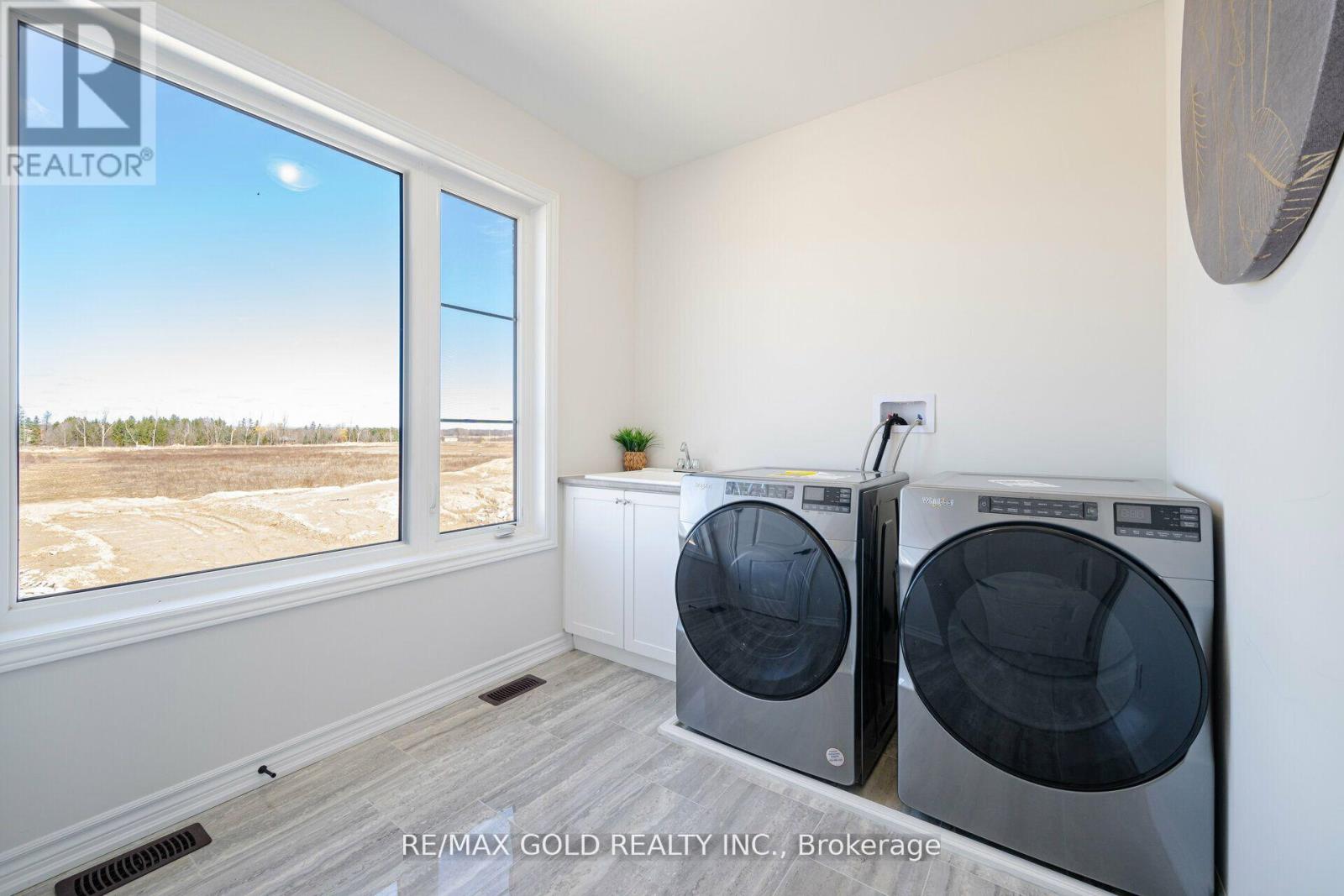 27 Lippa Drive, Caledon, Ontario  L7C 4M3 - Photo 40 - W12071992