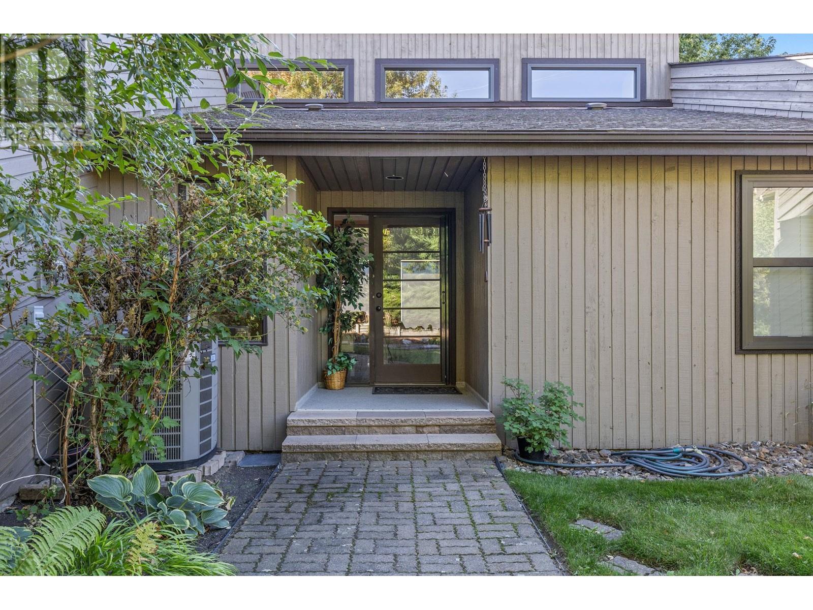 1330 Sixth Street, Lake Country, British Columbia  V4V 2H7 - Photo 6 - 10344985