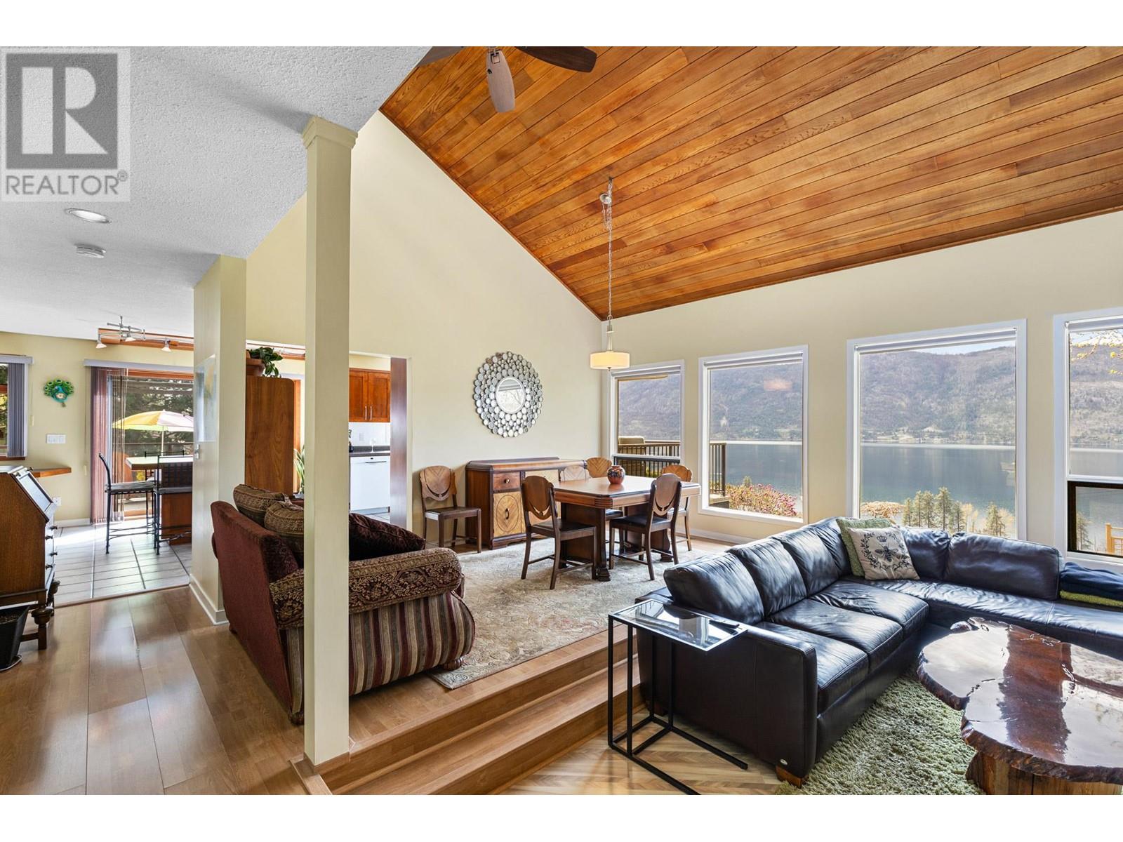 1330 Sixth Street, Lake Country, British Columbia  V4V 2H7 - Photo 8 - 10344985