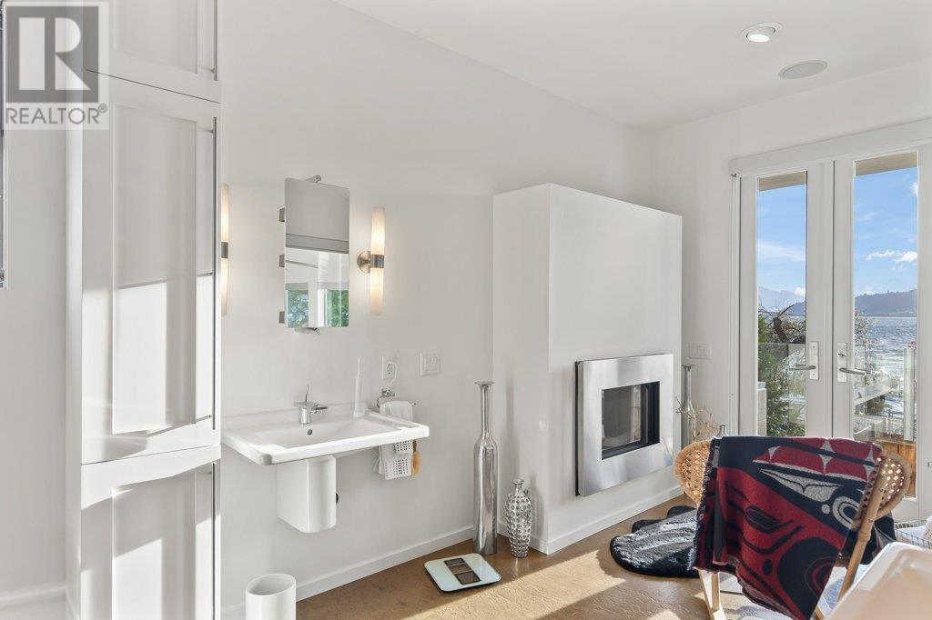 976 Manhattan Drive, Kelowna, British Columbia  V1Y 1H5 - Photo 15 - 10344688