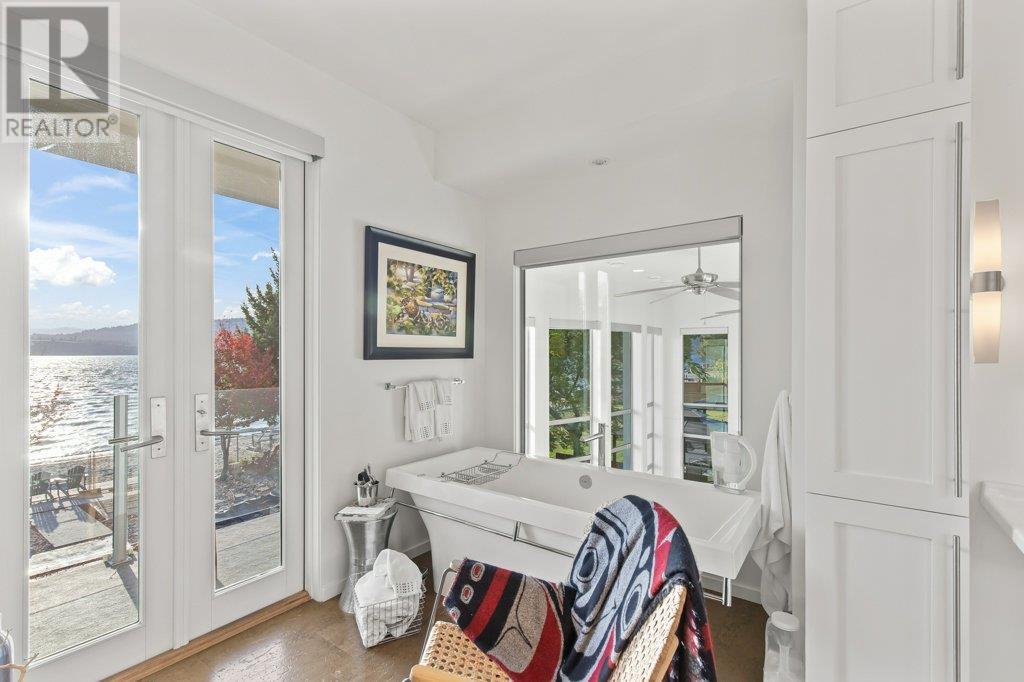 976 Manhattan Drive, Kelowna, British Columbia  V1Y 1H5 - Photo 16 - 10344688