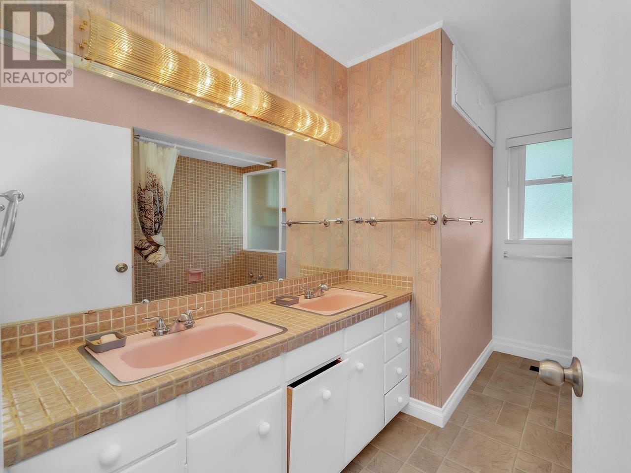 1204 Ottaburn Road, West Vancouver, British Columbia  V7S 2J8 - Photo 26 - R2994491
