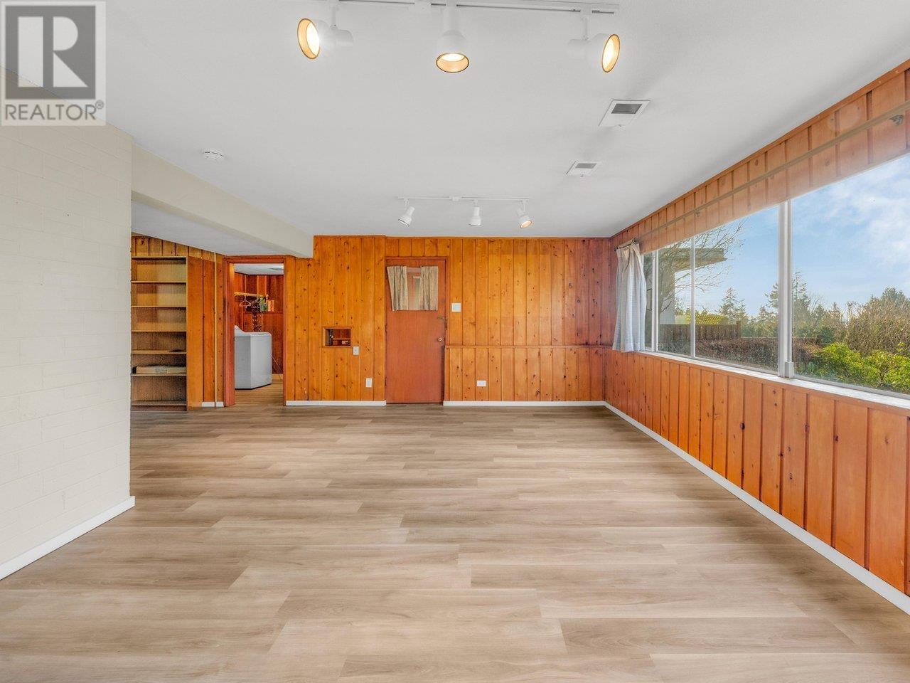 1204 Ottaburn Road, West Vancouver, British Columbia  V7S 2J8 - Photo 33 - R2994491