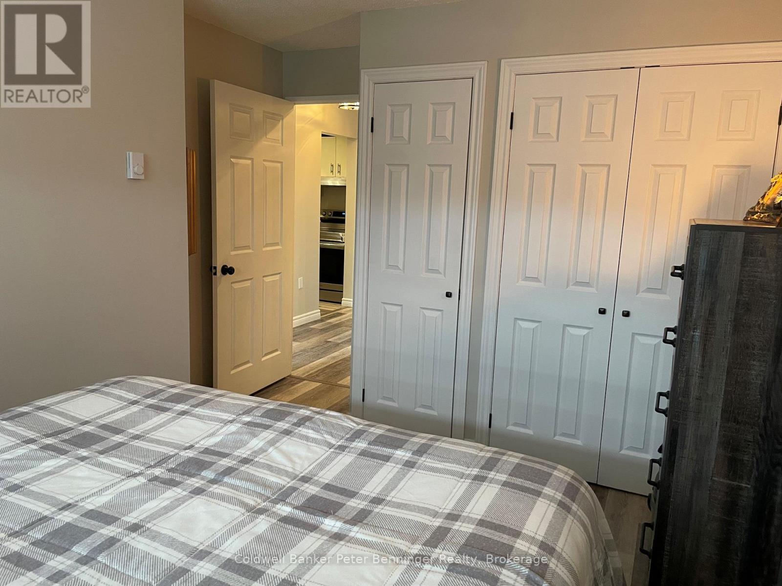 405 - 5 Valleyside Drive, Brockton, Ontario  N0G 2V0 - Photo 11 - X12105051