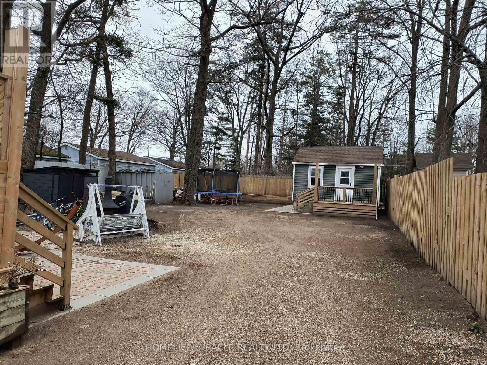 101 River Road E, Wasaga Beach, Ontario  L9Z 2L1 - Photo 32 - S12052316