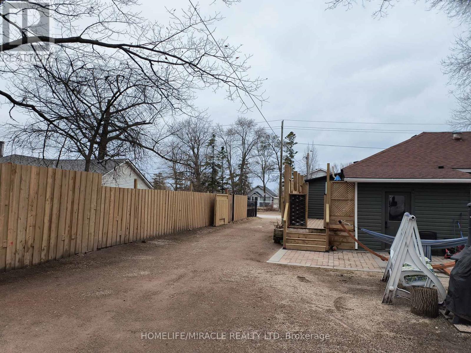 101 River Road E, Wasaga Beach, Ontario  L9Z 2L1 - Photo 34 - S12052316