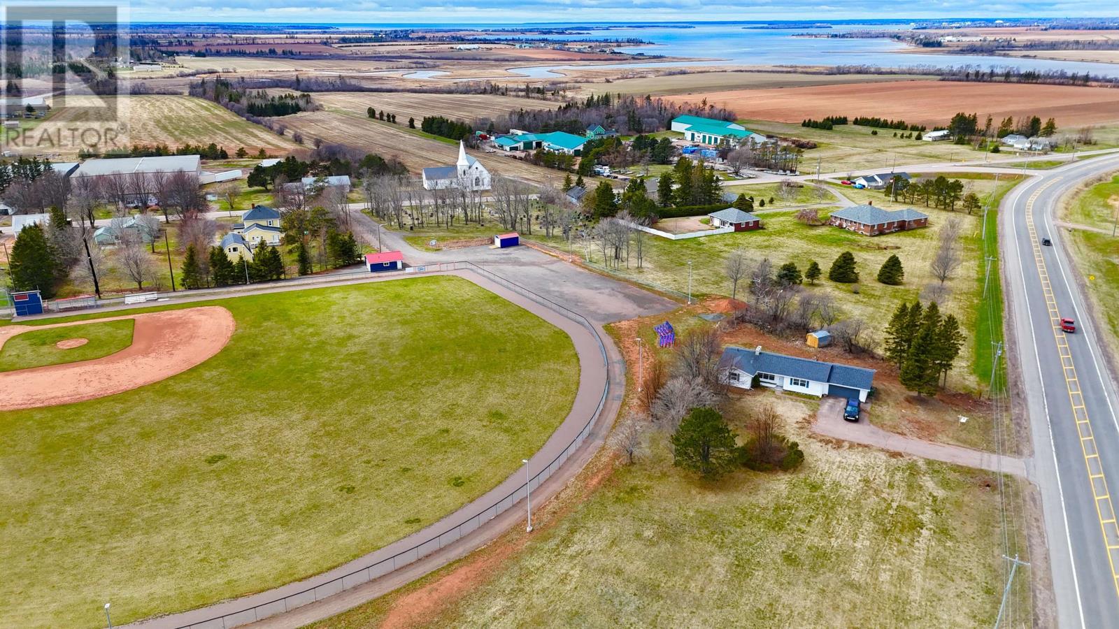 2089 Rte 1a, Central Bedeque, Prince Edward Island  C0B 1G0 - Photo 2 - 202504133