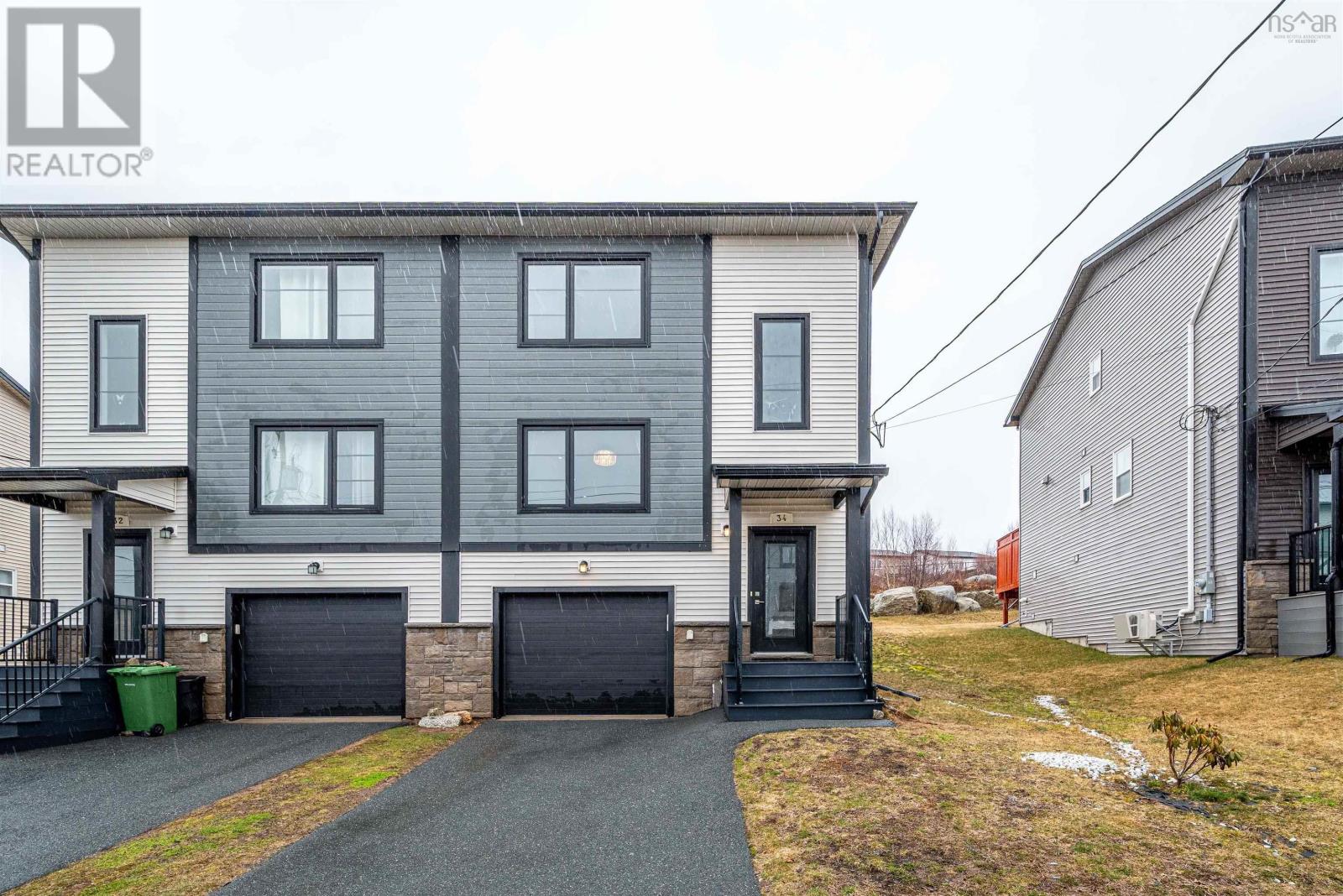 Property at 34 Titanium Crescent image 1