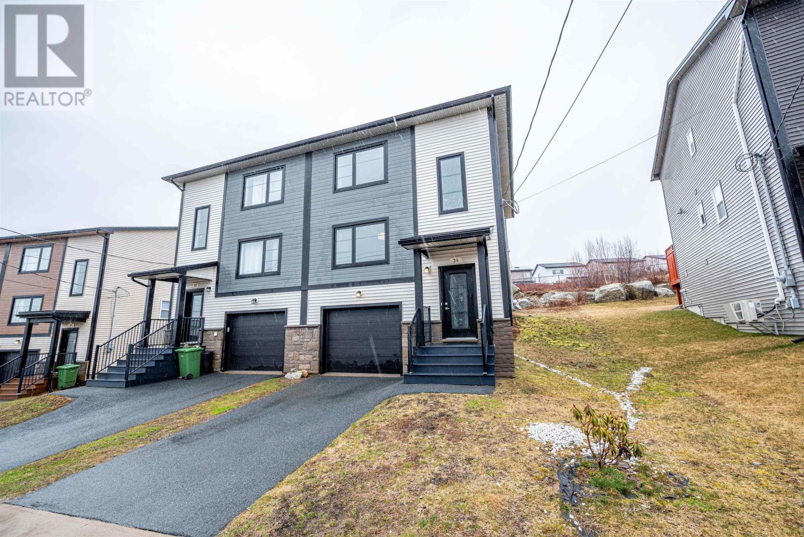 Property at 34 Titanium Crescent image 3