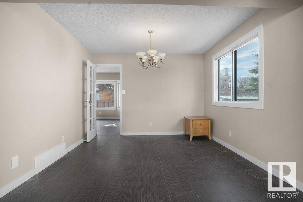Property at 11247 25 AV NW image 3