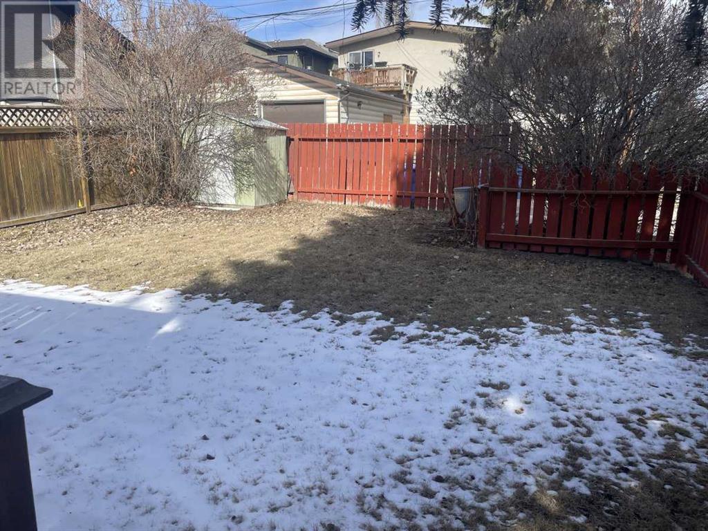Property at 402 28 Avenue NW image 4