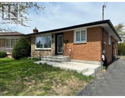 10 SANDLYN COURT, Hamilton, Ontario