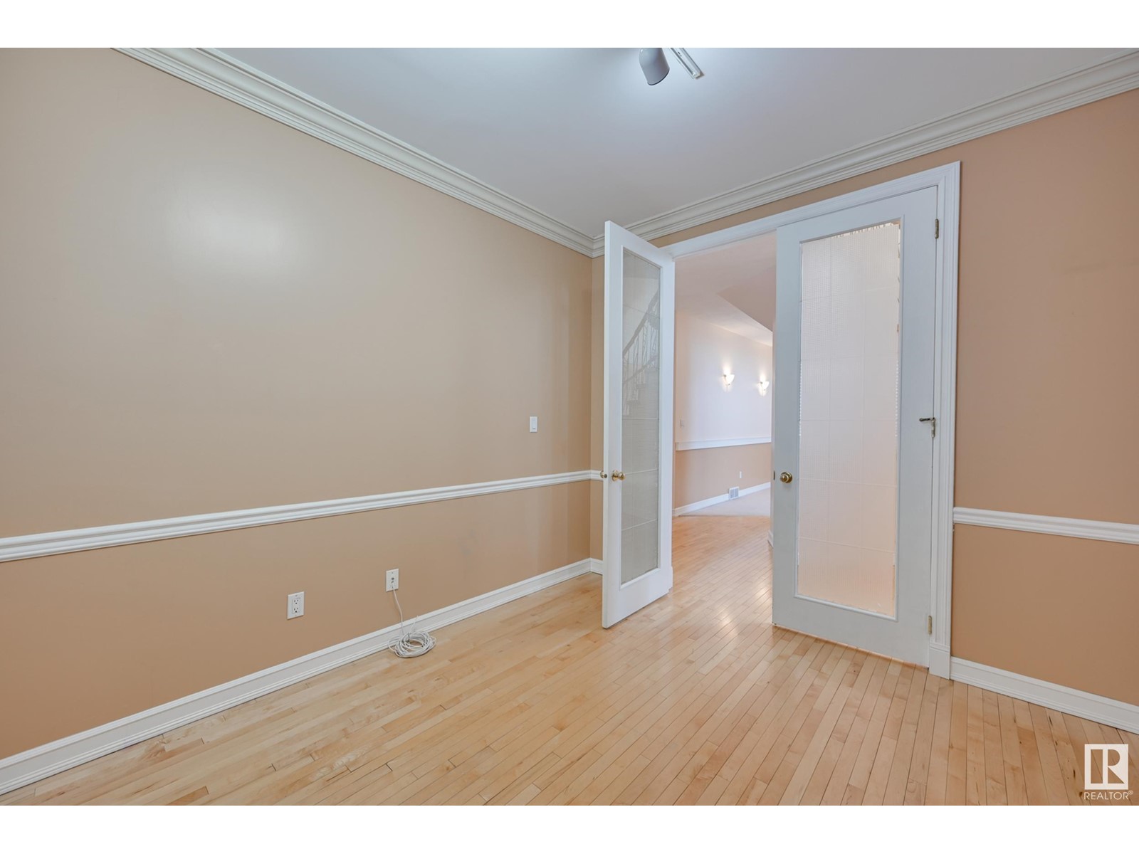 318 Darlington Cr Nw, Edmonton, Alberta  T6M 2R9 - Photo 19 - E4421584