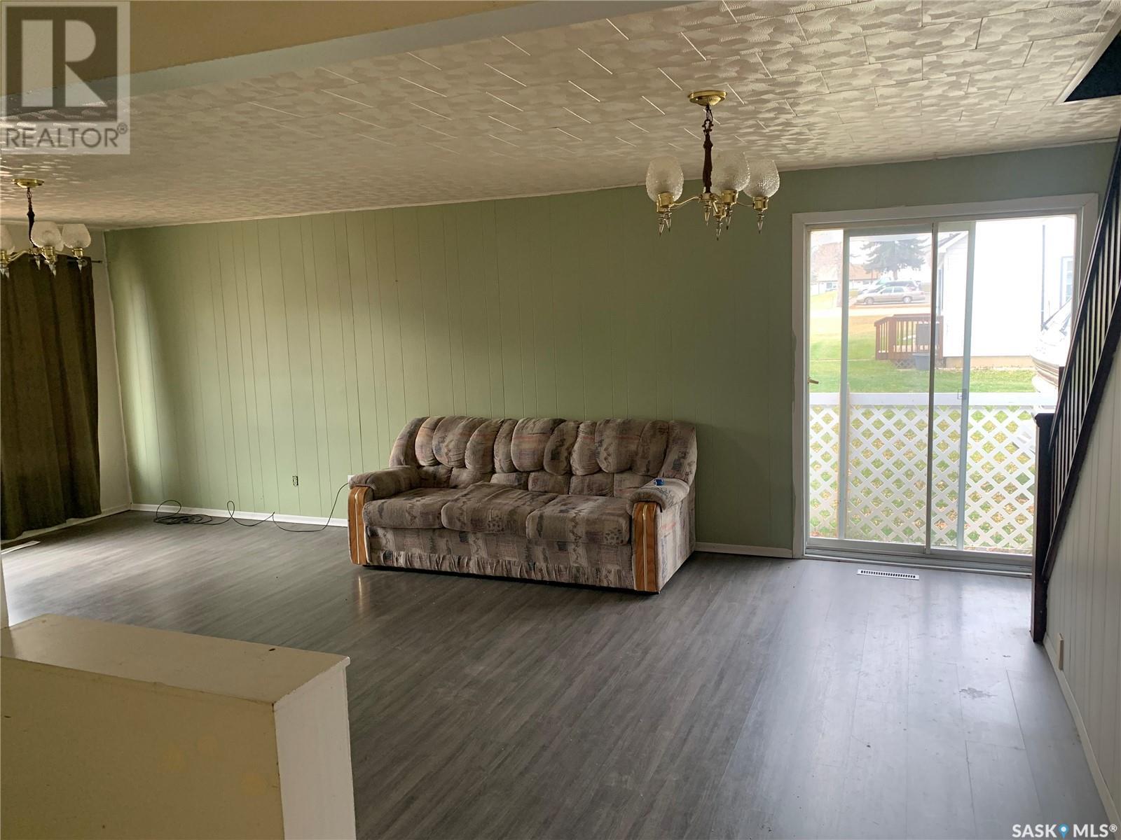 203 Centre Street, Naicam, Saskatchewan  S0K 2Z0 - Photo 4 - SK003080