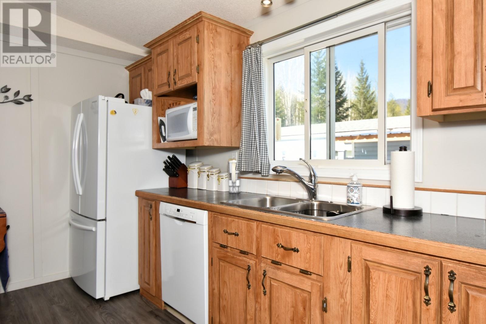 1420 Trans Canada Highway Unit# 8, Sorrento, British Columbia  V0E 2W1 - Photo 4 - 10344992