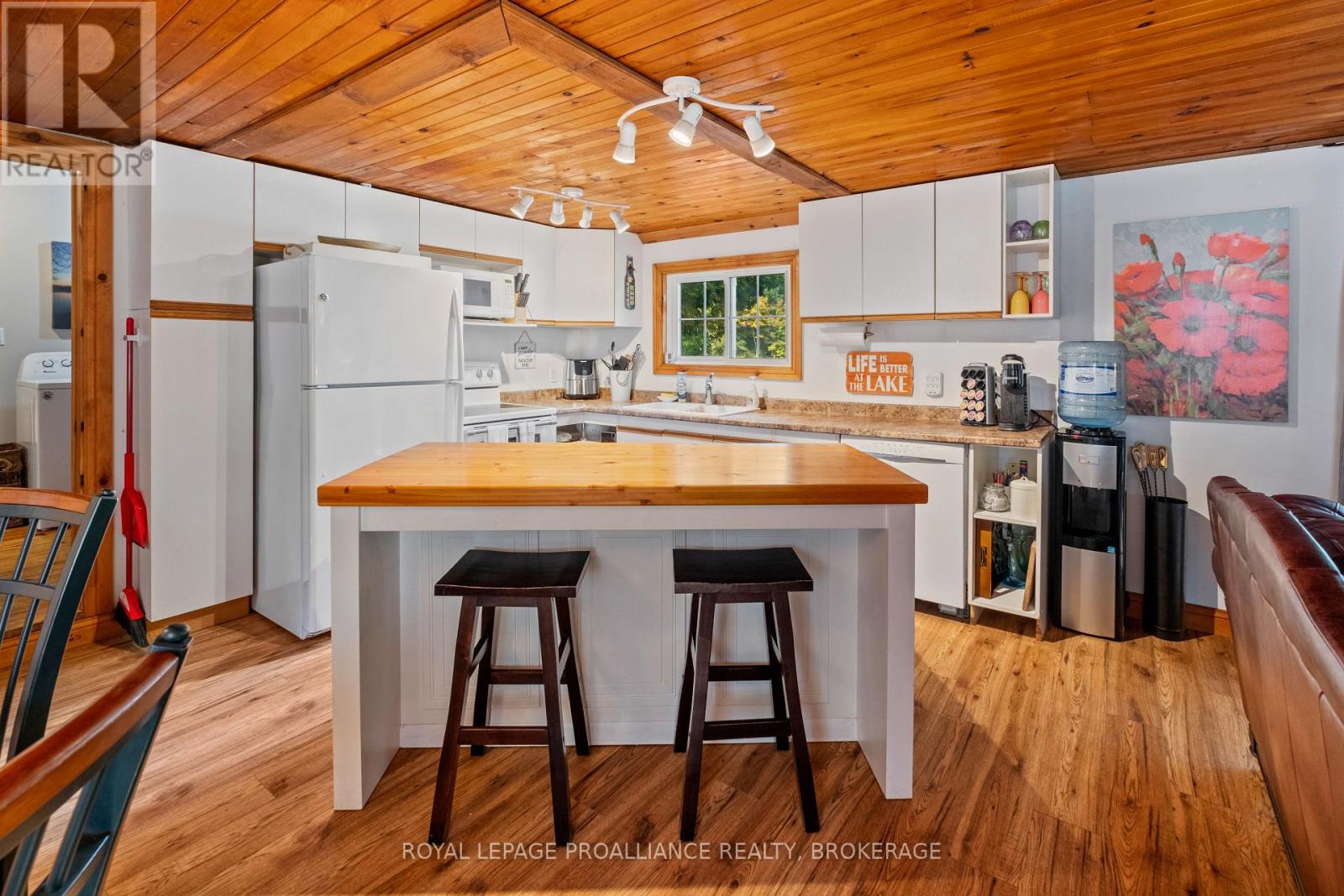 1057 Quinte Conservation Lane, Frontenac (Frontenac South), Ontario  K0H 2W0 - Photo 31 - X12105222