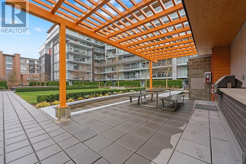 Listing Picture 30 of 38 : 120 10780 NO. 5 ROAD, Richmond / 烈治文 - 魯藝地產 Yvonne Lu Group - MLS Medallion Club Member