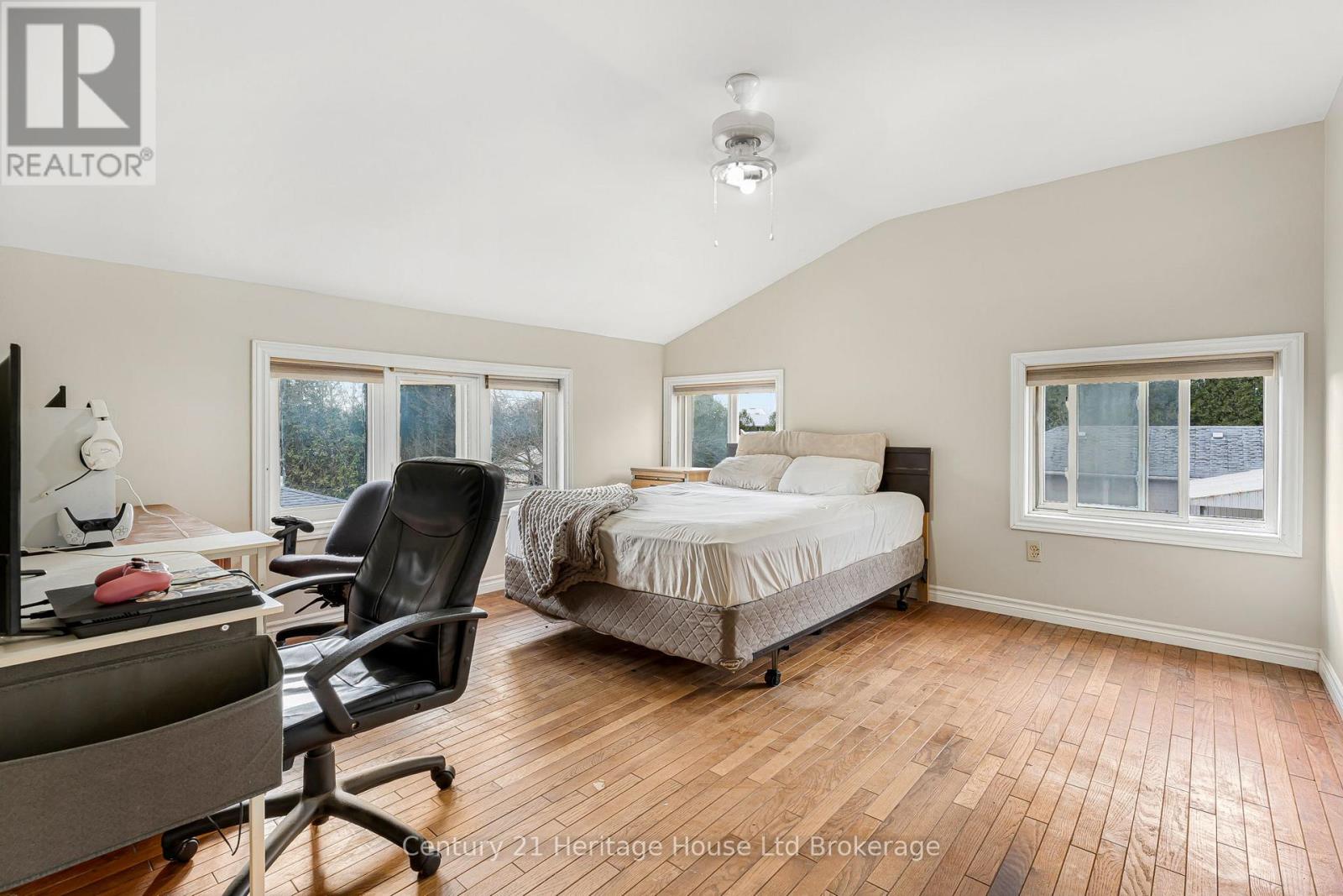 47 59 Highway, Norfolk (Delhi), Ontario  N4B 2W5 - Photo 32 - X12105096