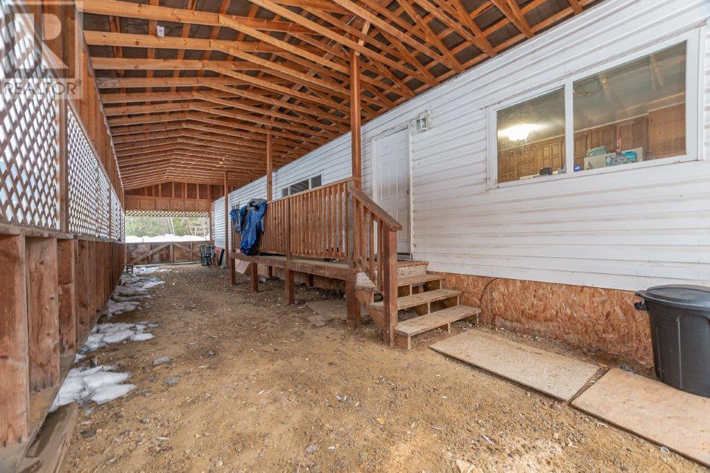 3953 Malakwa Road, Malakwa, British Columbia  V0E 2J0 - Photo 41 - 10338176