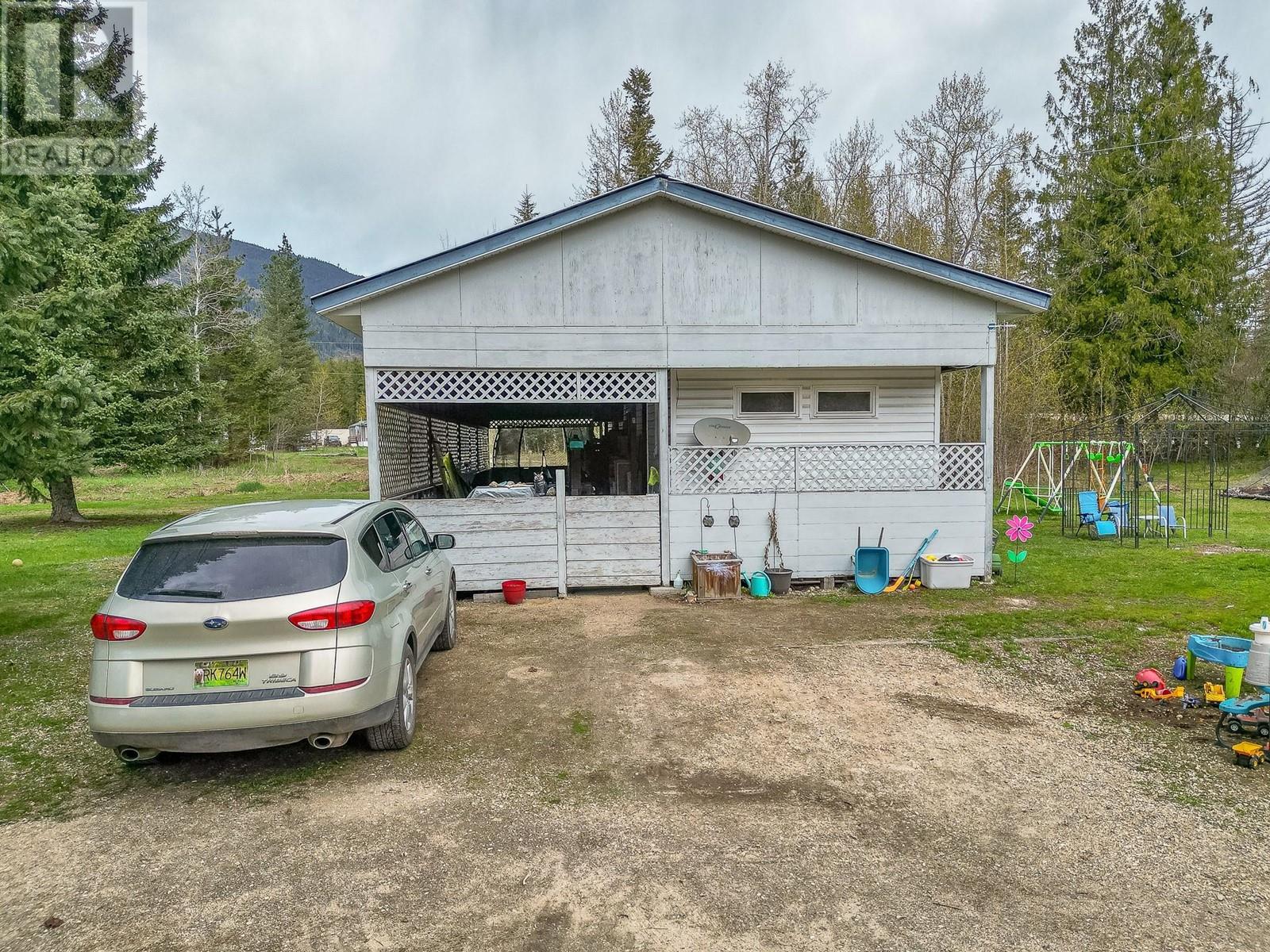 3953 Malakwa Road, Malakwa, British Columbia  V0E 2J0 - Photo 37 - 10338176