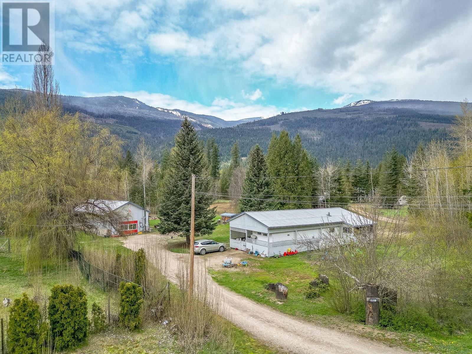 3953 Malakwa Road, Malakwa, British Columbia  V0E 2J0 - Photo 59 - 10338176