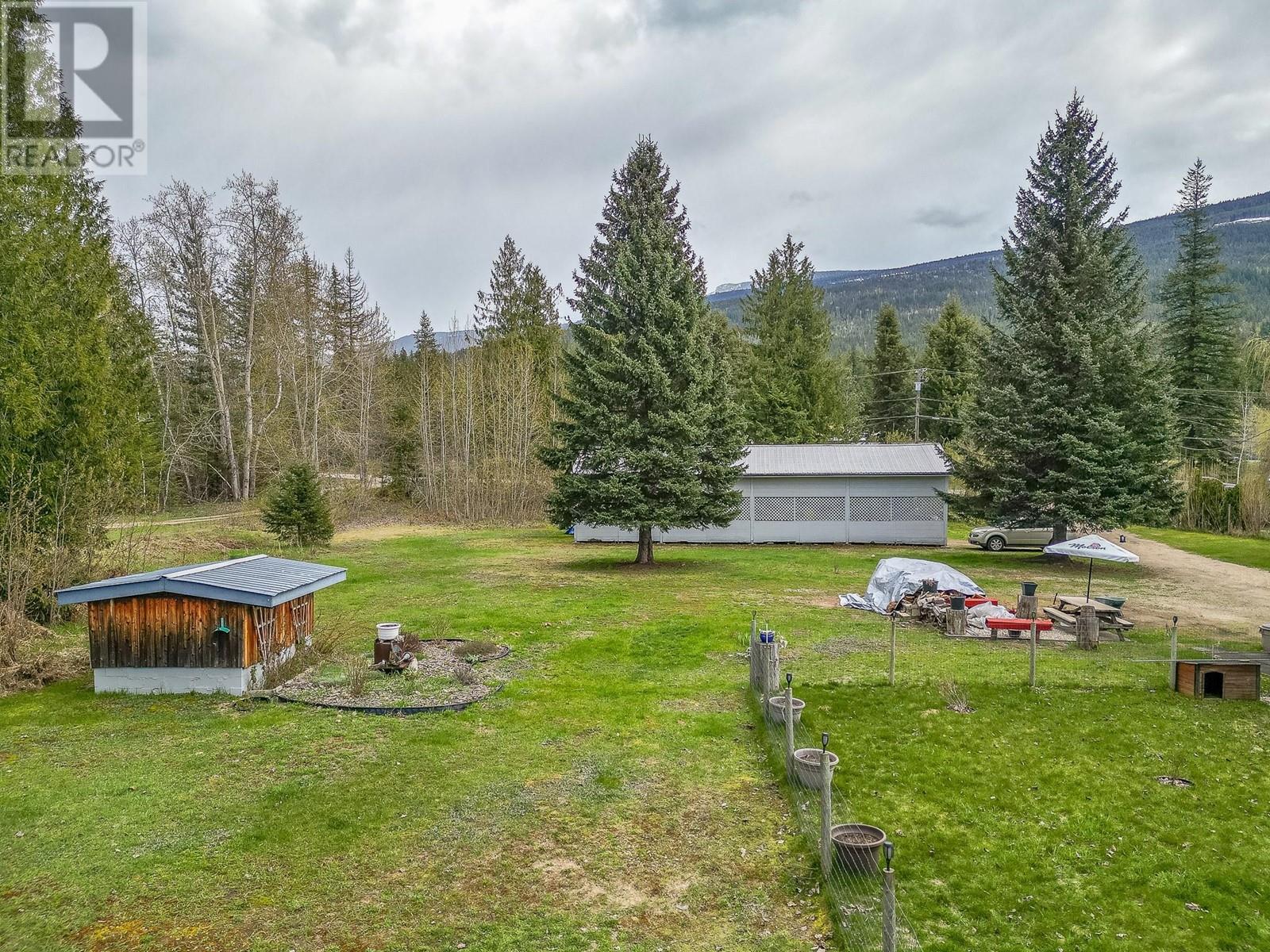 3953 Malakwa Road, Malakwa, British Columbia  V0E 2J0 - Photo 53 - 10338176